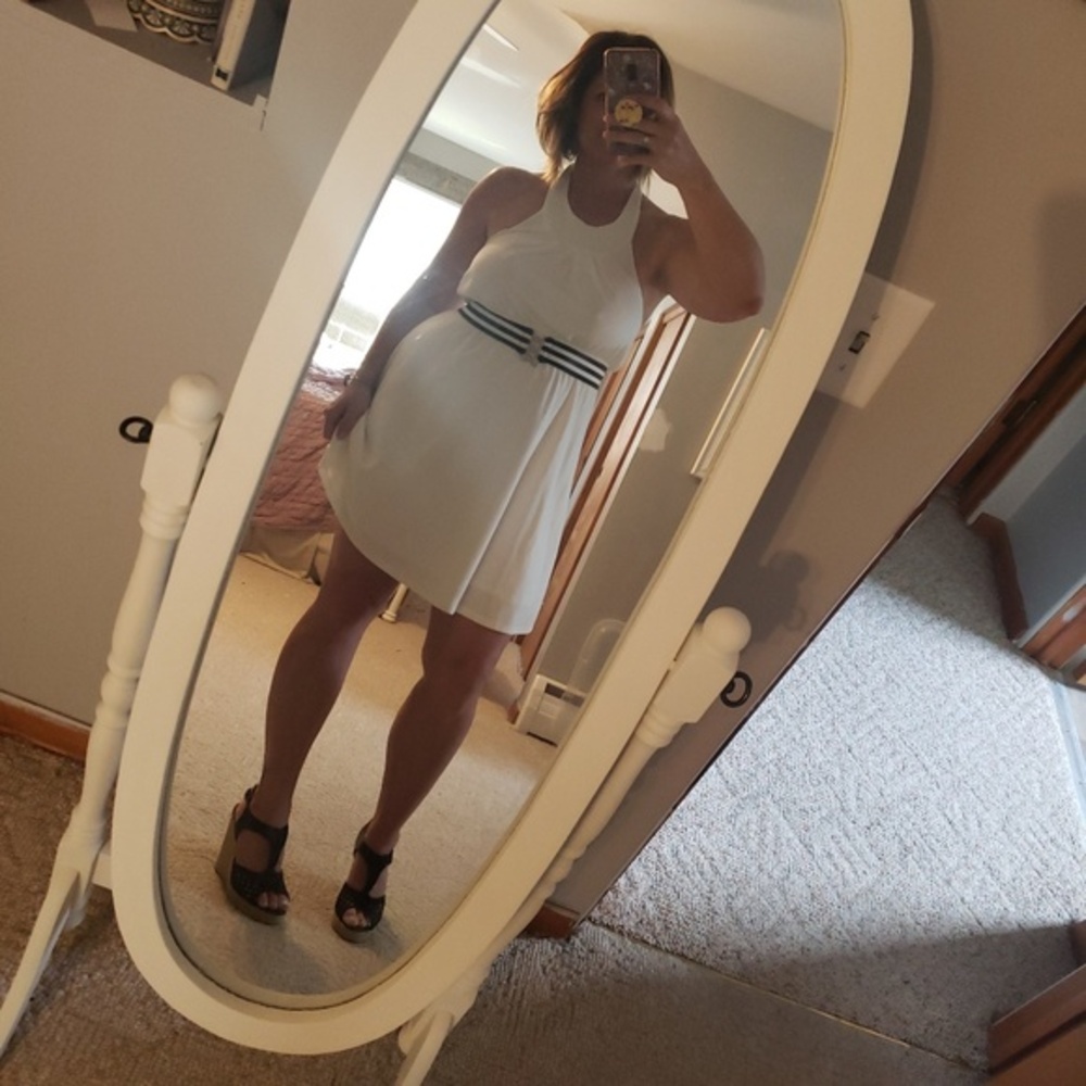 White halter dress with blue belt F21 large